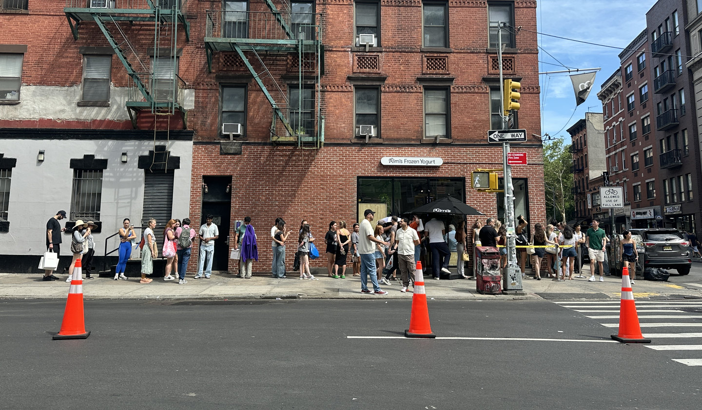 The line outside Mimi's Frozen Yogurt in Soho, New York City
